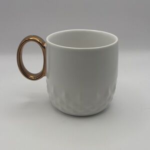 2013 Starbucks 12 OZ White Jewel Diamond Embossed Mug with Bronze Handle